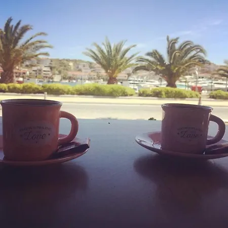 Marina Pansiyon&cafe Homestay