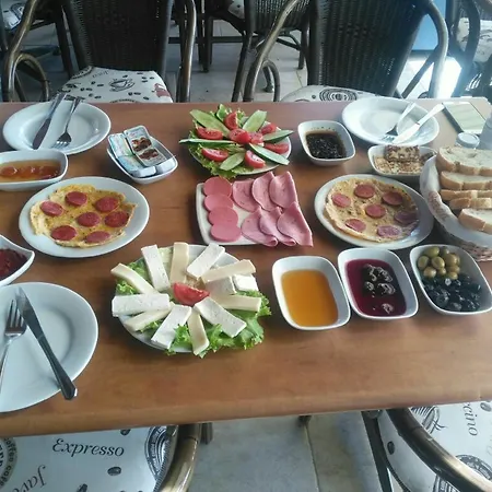 Homestay Marina Pansiyon&cafe